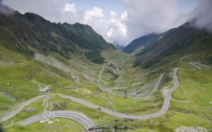 Streamer Romania Transfagarasan Way Mountains